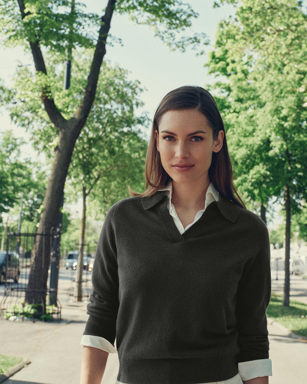 N.Peal Women's Harriet Cashmere Polo Shirt Arabica Khaki Green