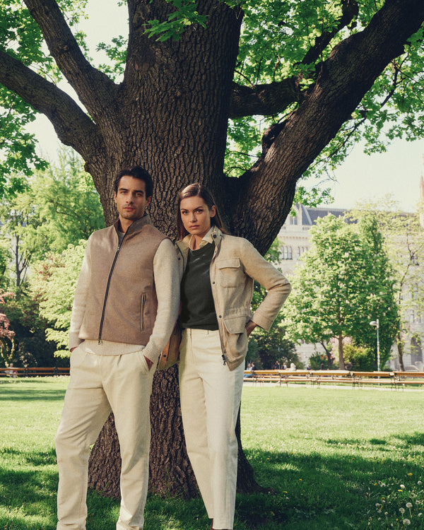 N.Peal Men's Belgravia Cashmere Gilet Taupe Brown