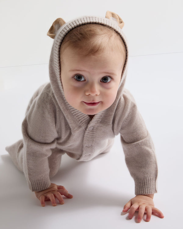 N.Peal Bear Cashmere Sleepsuit Light Oatmeal Brown