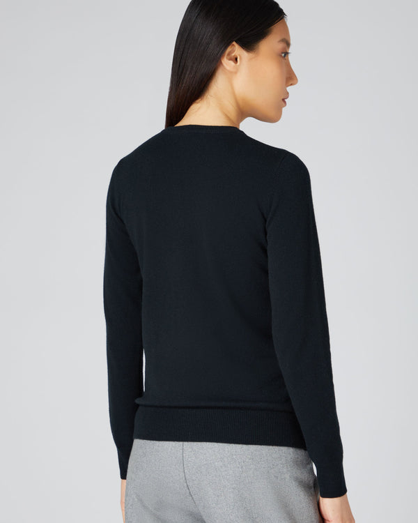N.Peal Women's Evie Classic Round Neck Cashmere Jumper Black