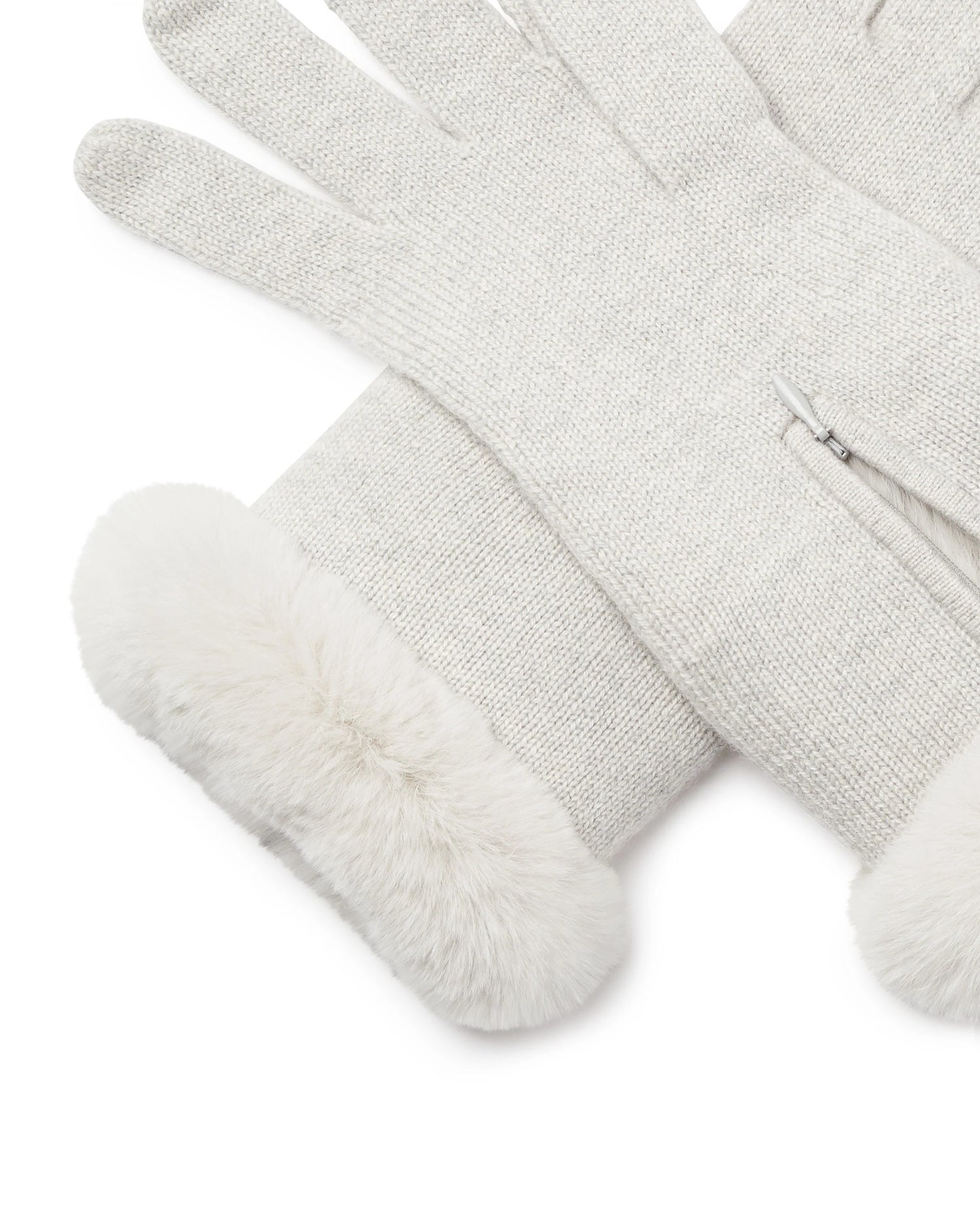 Cashmere vs Wool: Which is Best?