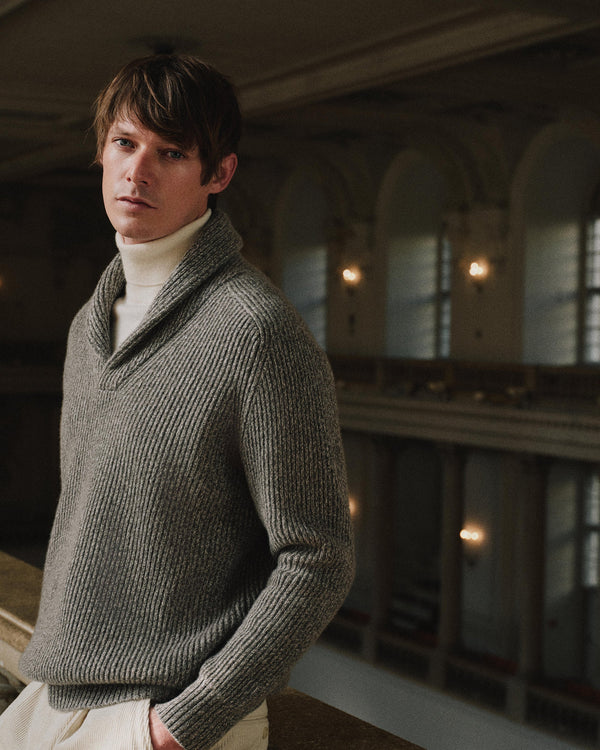 N.Peal Men's Shawl Collar Cashmere Jumper Soft Truffle Brown Marl