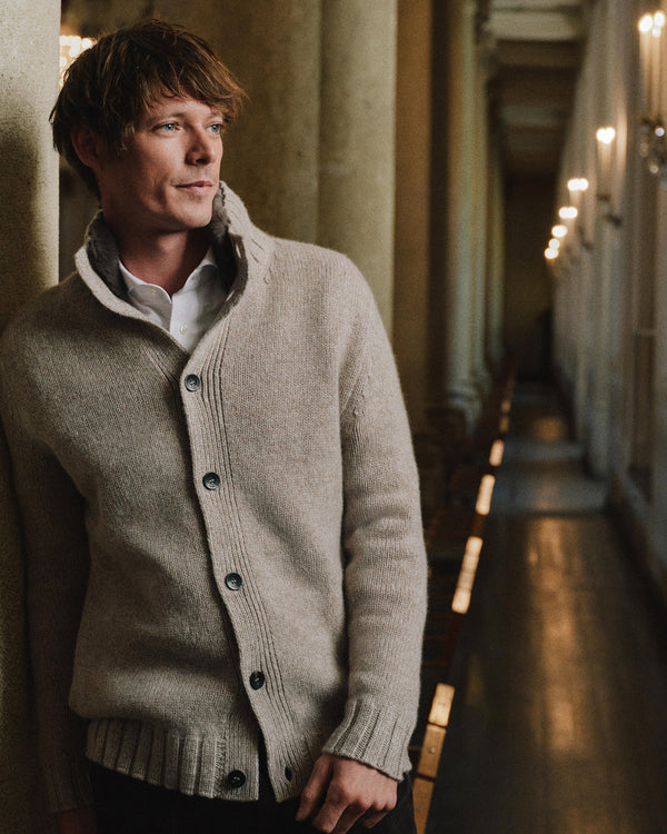 N.Peal Men's Button Through Cashmere Cardigan With Fur Basilica Beige Brown