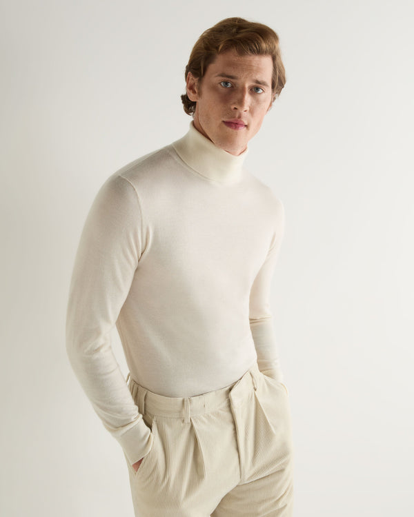 N.Peal Men's Pimlico Fine Gauge Cashmere Roll Neck Jumper New Ivory White