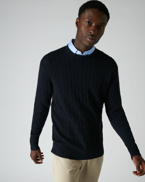 N.Peal Men's Thames Cable Round Neck Cashmere Jumper Navy Blue