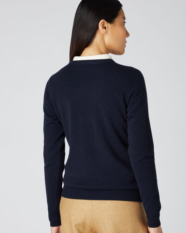 N.Peal Women's Evie Classic Round Neck Cashmere Jumper Navy Blue