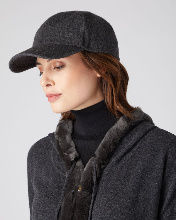 N.Peal Unisex Cashmere Cap Dark Grey