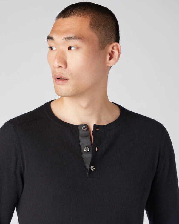 N.Peal Men's Round Neck Cotton Cashmere Henley Black