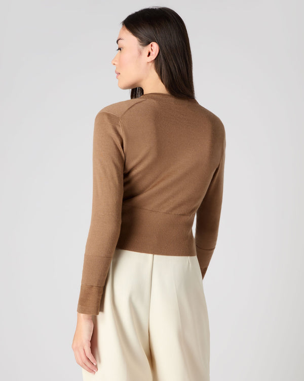 N.Peal Women's Darcie Superfine Cashmere Cropped Cardigan Dark Camel Brown