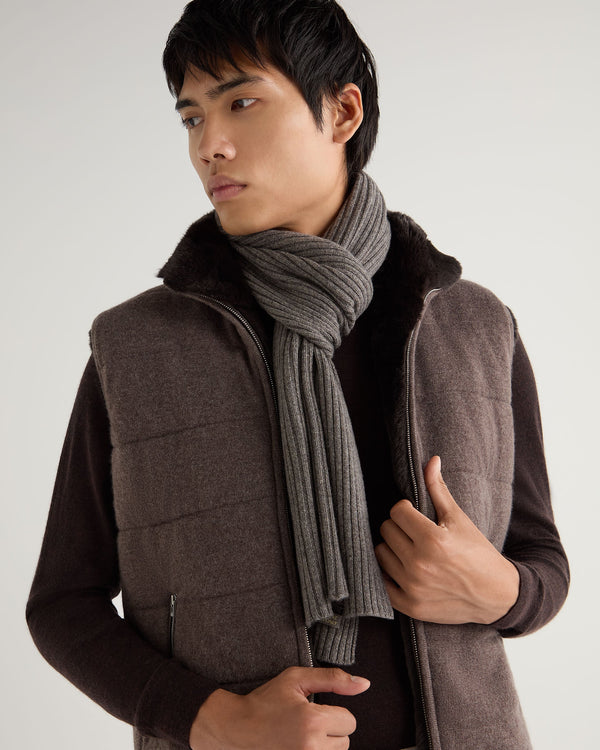 N.Peal Unisex Short Ribbed Cashmere Scarf Wood Smoke Brown