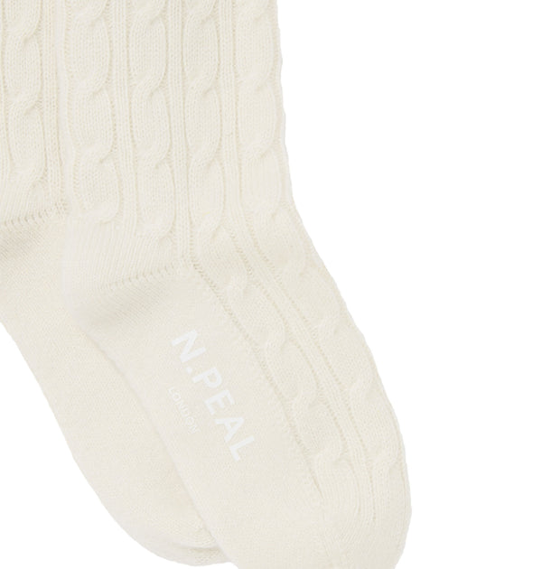 N.Peal Women's Cable Cashmere House Socks New Ivory White