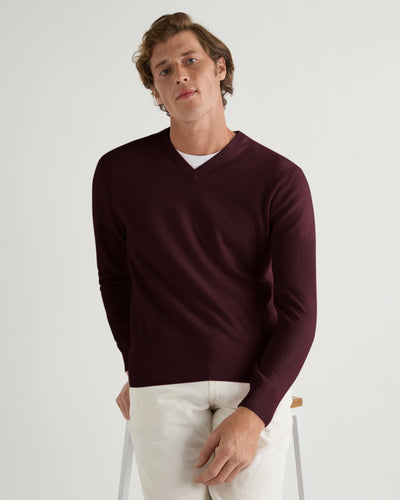 N.Peal Men's Burlington V Neck Cashmere Jumper Claret Red