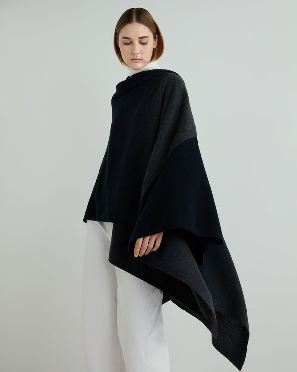 N.Peal Women's Lily Ombre Cashmere Cape Navy Blue