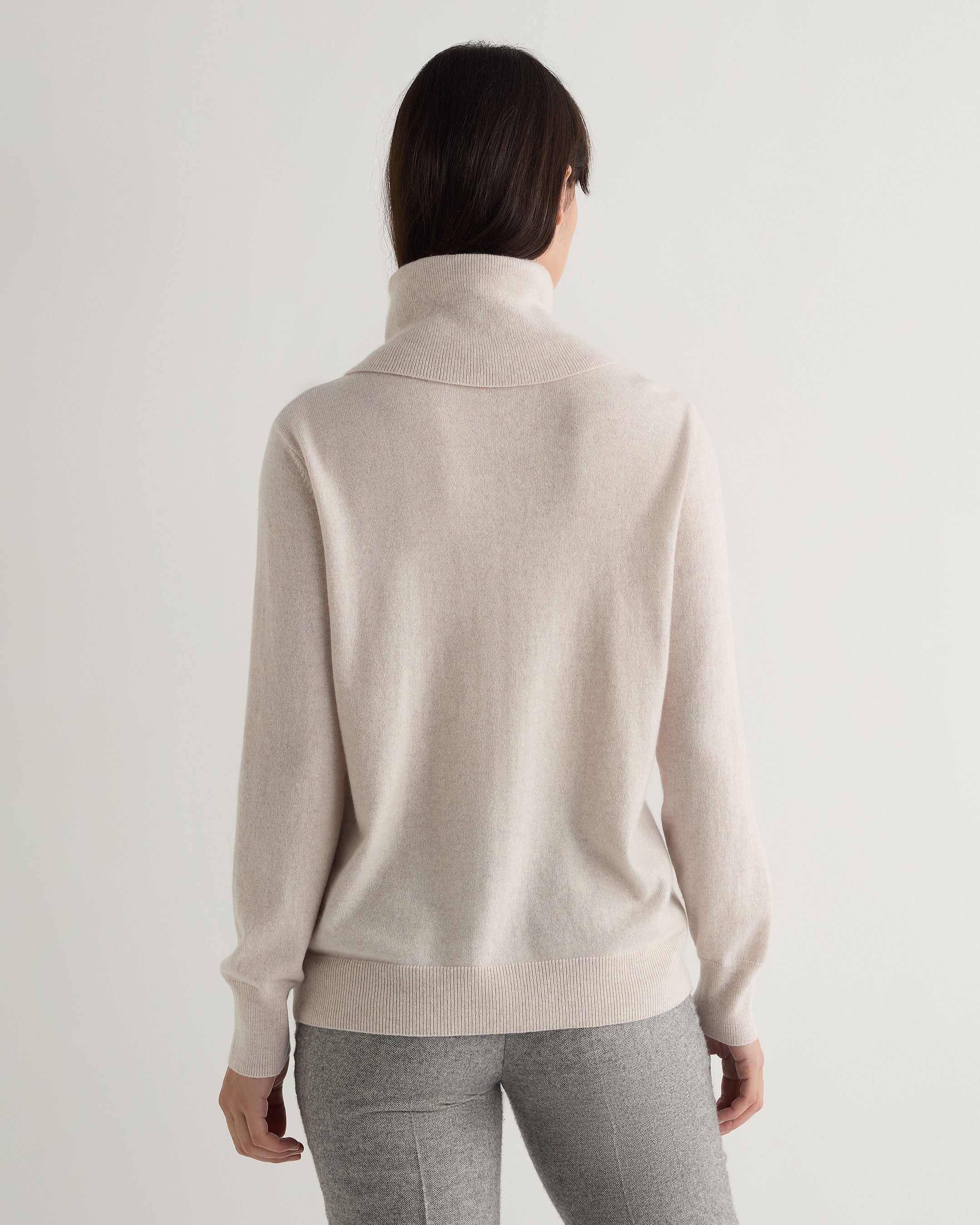 Women's Loose Turtle Neck Cashmere Sweater Frost White | N.Peal