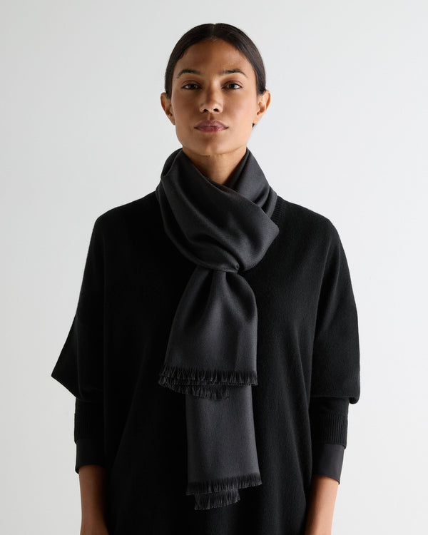 N.Peal Women's Pashmina Cashmere Stole Deep Charcoal Grey