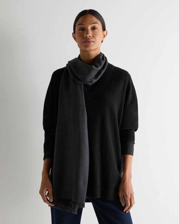 N.Peal Women's Pashmina Cashmere Shawl Deep Charcoal Grey