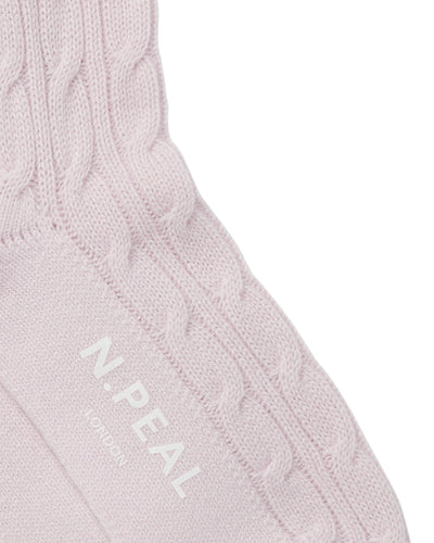N.Peal Women's Cable Cashmere House Socks Chalk Pink