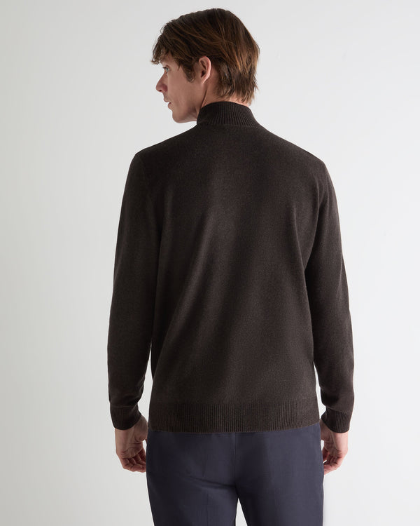 N.Peal Men's Mayfair Turtle Neck Cashmere Jumper Chocolate Brown