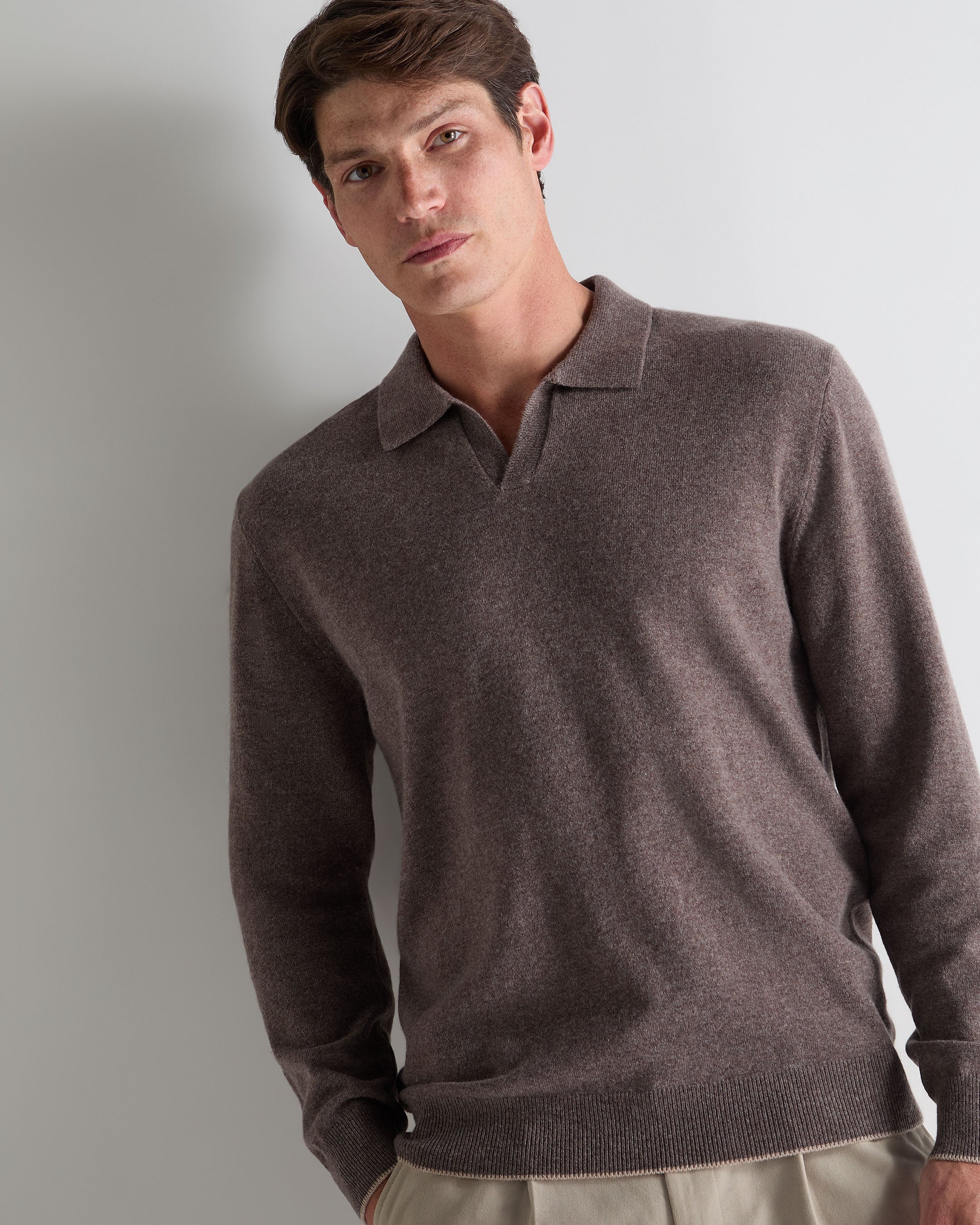 Luxury Cashmere Clothing and Accessories | Free Delivery | N