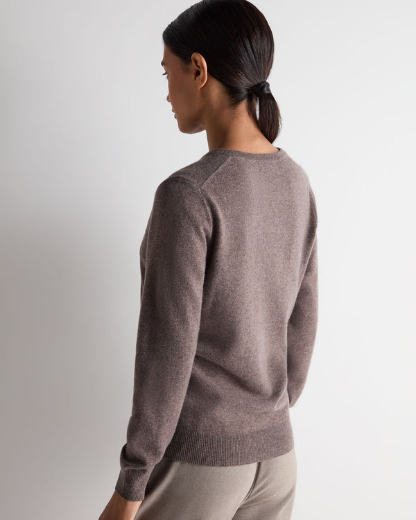 N.Peal Women's Phoebe V Neck Cashmere Jumper Otter Brown