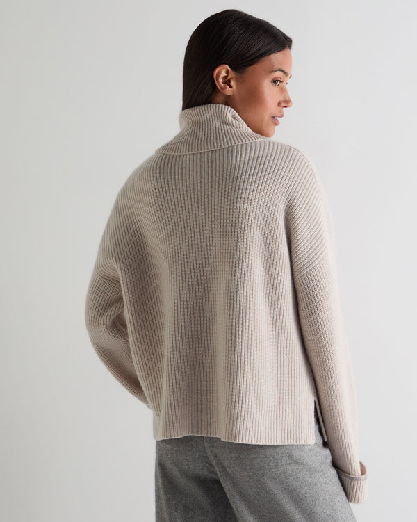 N.Peal Women's Luxe Roll Neck Cashmere Jumper Ecru White Sparkle