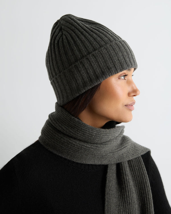 Unisex Chunky Ribbed Cashmere Hat  2