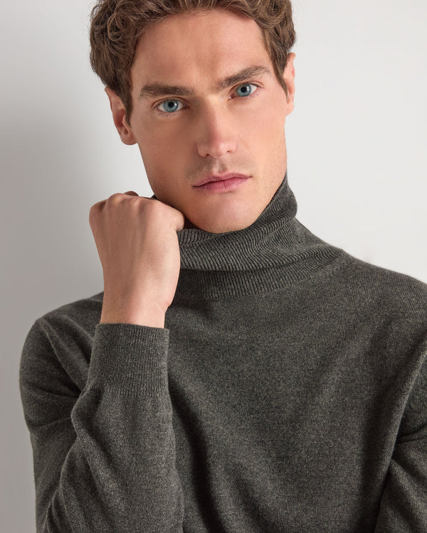 Men's Trafalgar Turtle Neck Cashmere Sweater  5