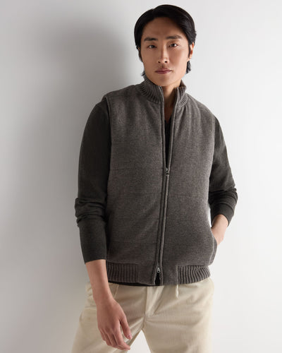 N.Peal Men's Cashmere Quilted Gilet Wood Smoke Brown