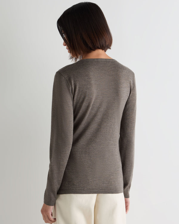 Women's Imogen Superfine Cashmere V Neck Sweater 4