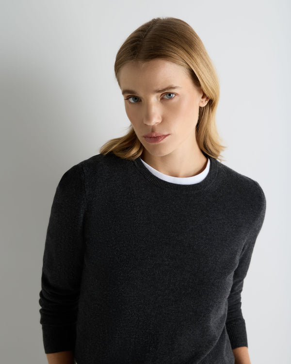 Women's Evie Classic Round Neck Cashmere Sweater 5