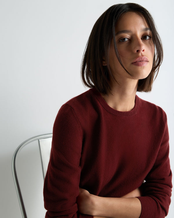 Women's Evie Classic Round Neck Cashmere Sweater 5