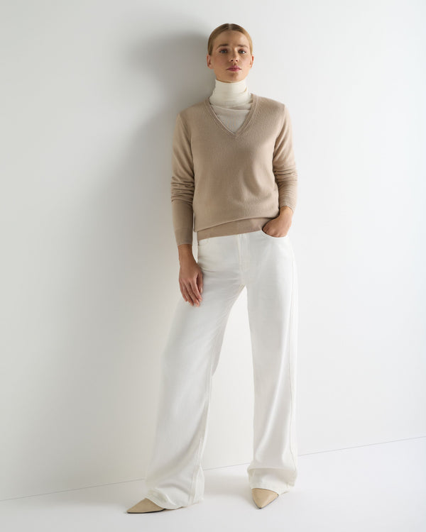 N.Peal Women's Phoebe V Neck Cashmere Jumper Cashew Brown