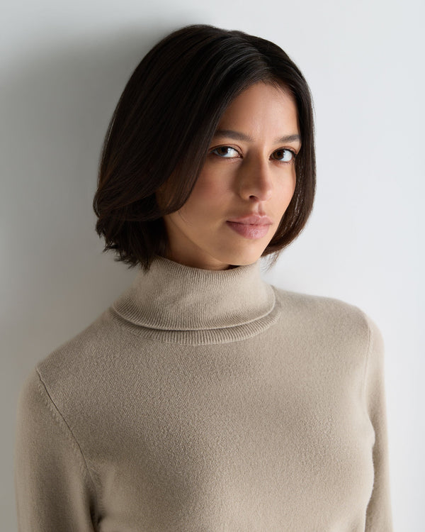 Women's Luna Turtle Neck Cashmere Sweater 5