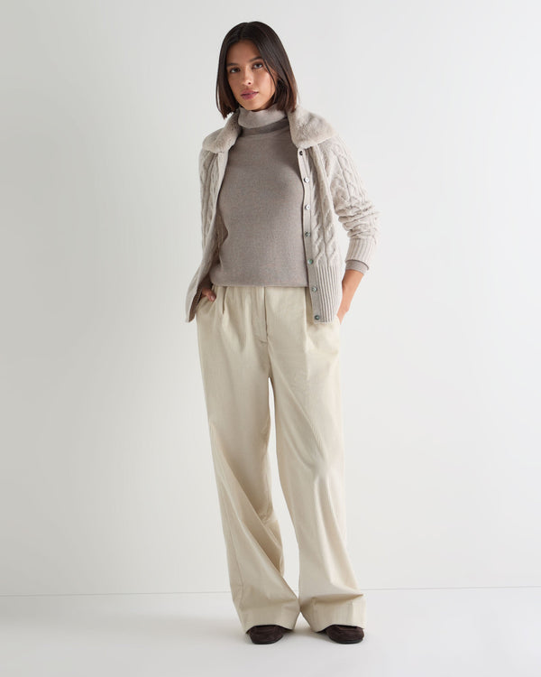 Women's Luna Turtle Neck Cashmere Sweater 3