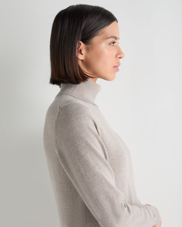 Women's Luna Turtle Neck Cashmere Sweater 7
