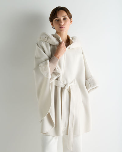 Women's Poppy Cape With Fur Trim Ivory White
