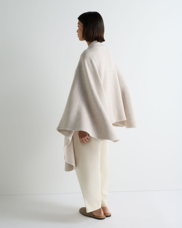N.Peal Women's Herringbone Cashmere Cape Sand Brown