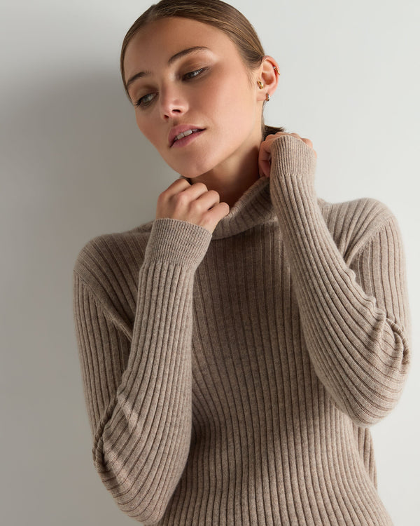 Women's Turtle Neck Cashmere Sweater 6