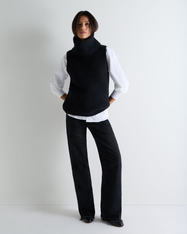 Women's Ribbed Sleeveless Turtle Neck Cashmere Sweater 3
