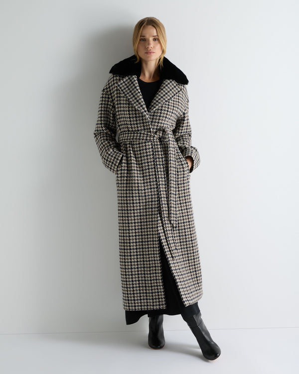 Women's Icon Dogtooth City Coat With Fur Collar 1