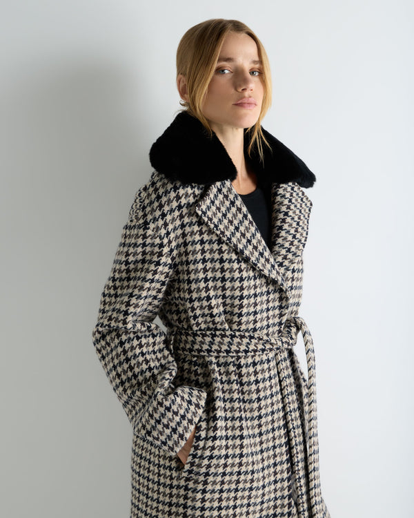 Women's Icon Dogtooth City Coat With Fur Collar 5