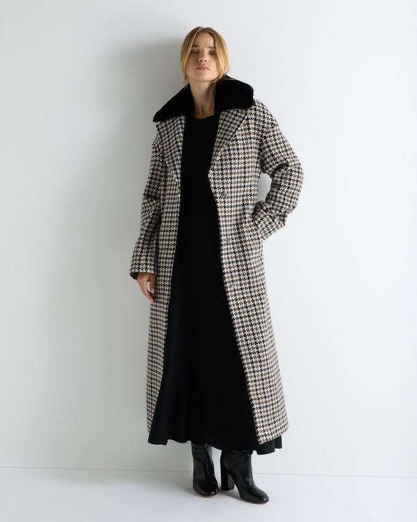 Women's Icon Dogtooth City Coat With Fur Collar 7