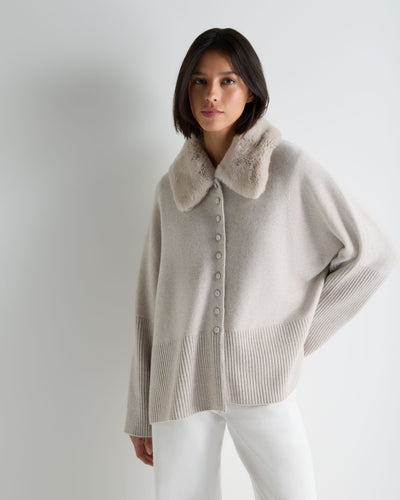 N.Peal Women's Fur Collar Buttoned Cashmere Cape Pebble Grey