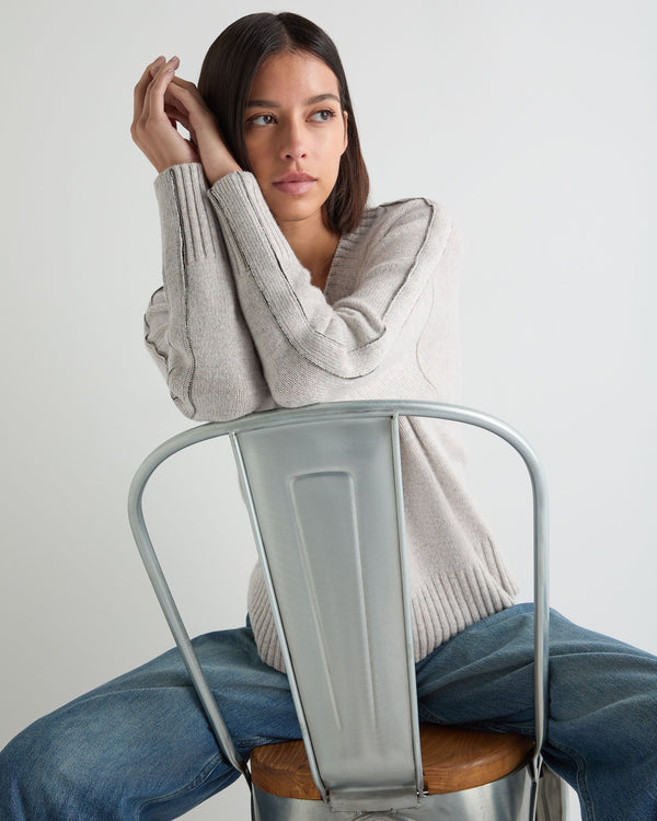 Women's Metal Trim V Neck Cashmere Sweater 5