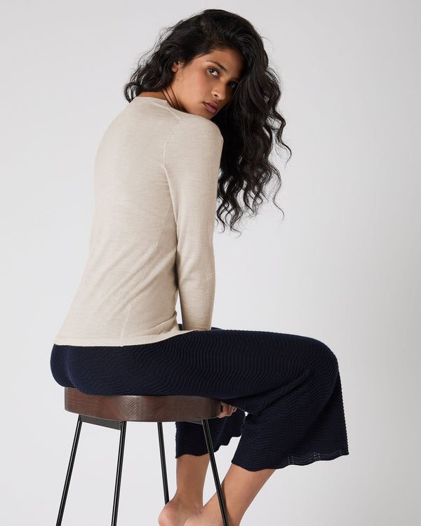 N.Peal Women's Mia Superfine Cashmere V Neck Cardigan Sandstone Brown