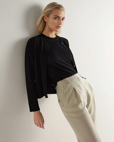 N.Peal Women's Hallie Round Neck Cashmere Cardigan Black