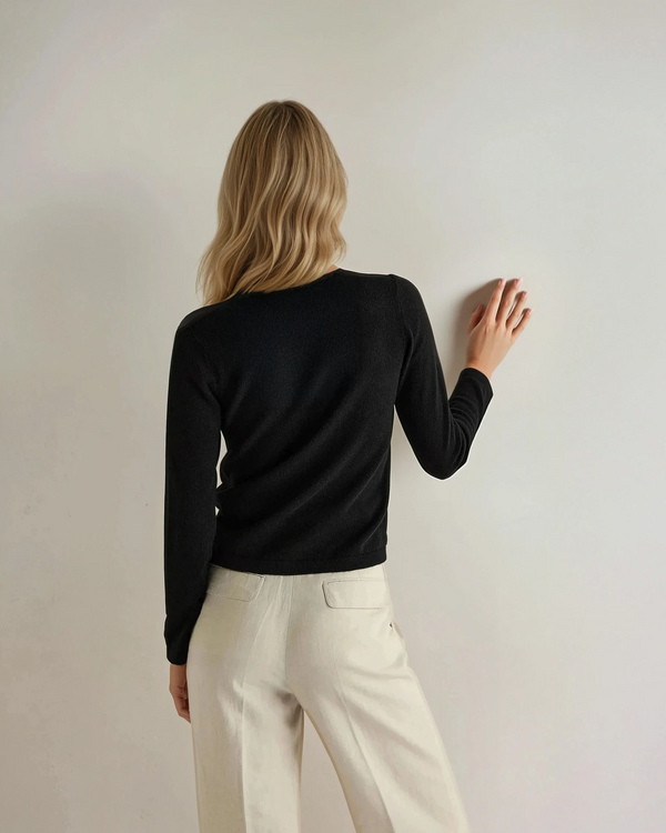 N.Peal Women's Hallie Round Neck Cashmere Cardigan Black