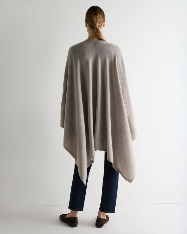 N.Peal Women's Lily Metal Trim Lightweight Cashmere Cape Oat Grey