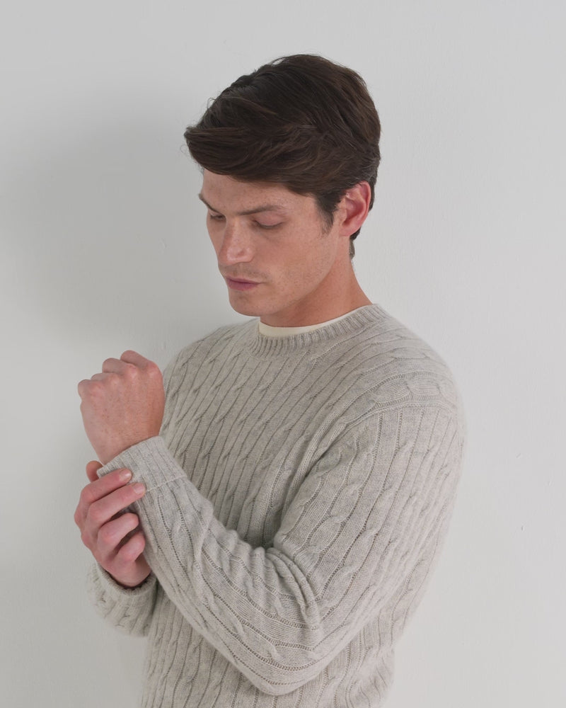 N.Peal Men's Thames Cable Round Neck Cashmere Sweater Nougat Brown Marl