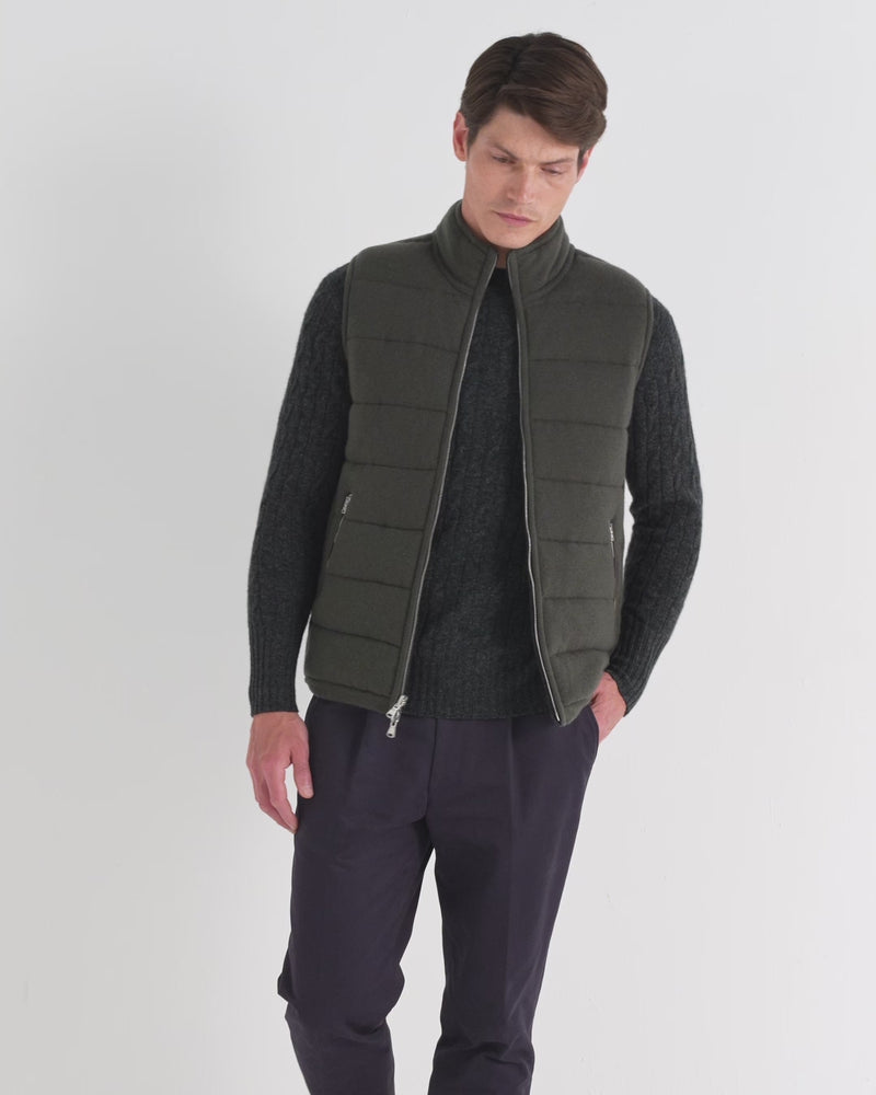 N.Peal Men's Mall Cashmere Gilet Arabica Khaki Green